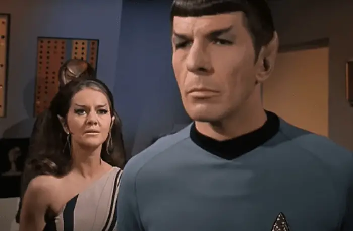 Spock and Romulan Commander have a few words